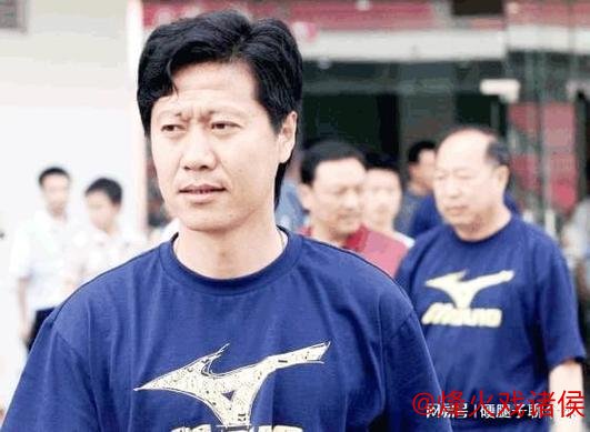 他是老辽足“奔跑的羚羊”,为家乡球队无悔复出——柳忠长 他是老辽足“奔跑的羚羊”,为家乡球队无悔复出——柳忠长