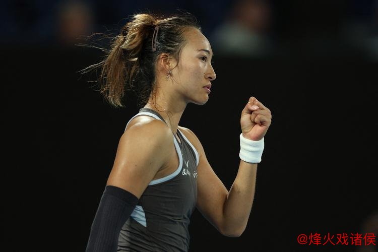 澳网郑钦文2-0击败托多尼 迎来赛季首胜并连续4年闯过首轮