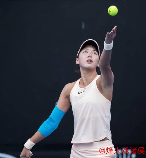 澳网首日：王欣瑜与布云朝克特无缘晋级，袁悦赛事因雨中断