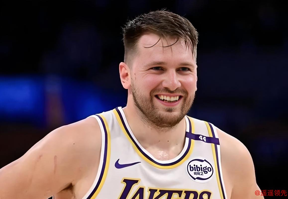 全明星首发：东契奇票王 詹姆斯连续21年纪录终结