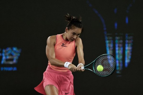 开云Kaiyun中国官方网站入口 武网正赛首日袁悦王欣瑜开门红 金花组合进次轮